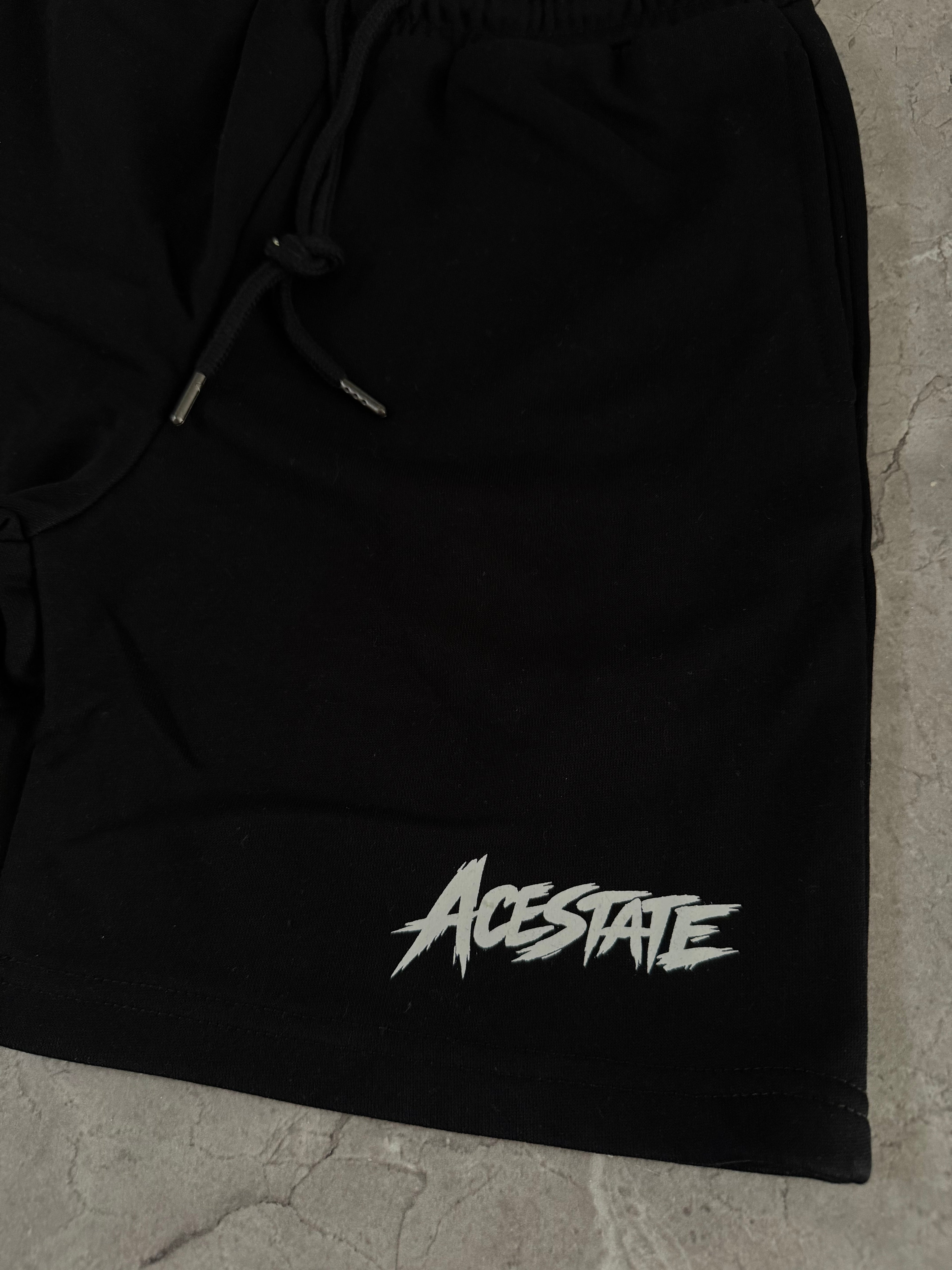 Essential Shorts (Black)