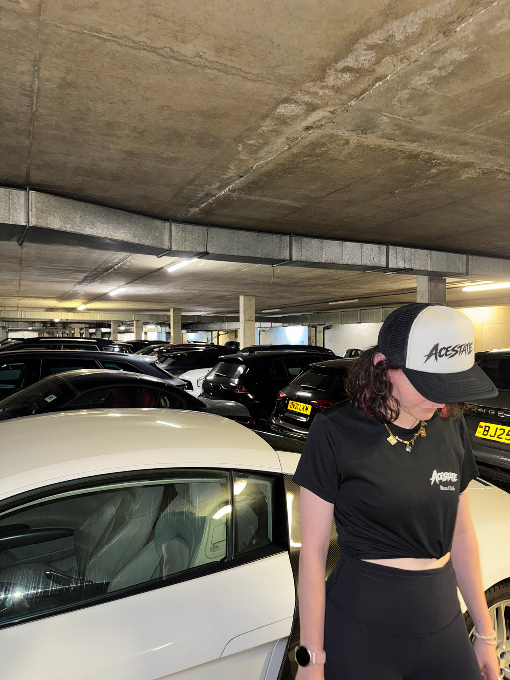 Basicz Trucker Hat [Black/White]